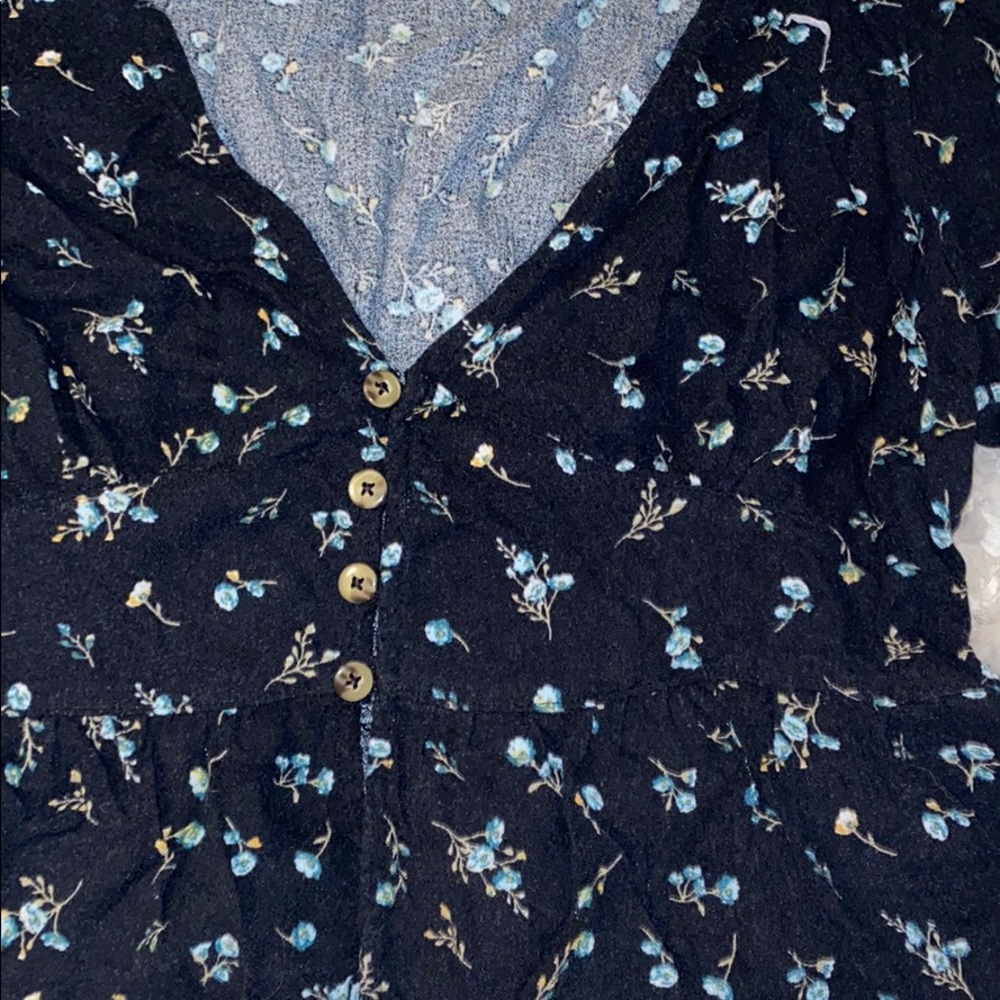 Floral blouse - Picture 4 of 6